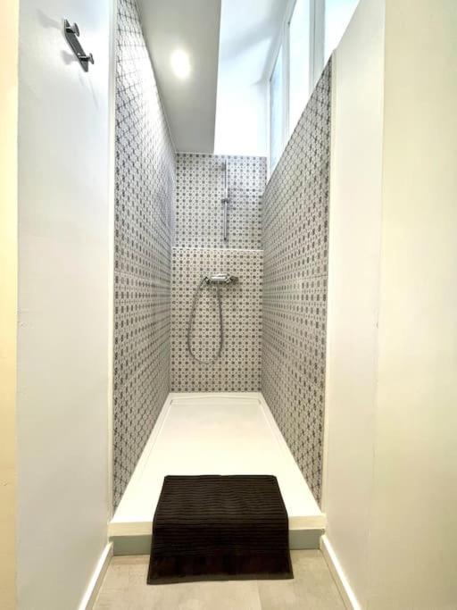 Studio Jade : Charmant Logement Place Clemenceau Apartment Pau Bagian luar foto